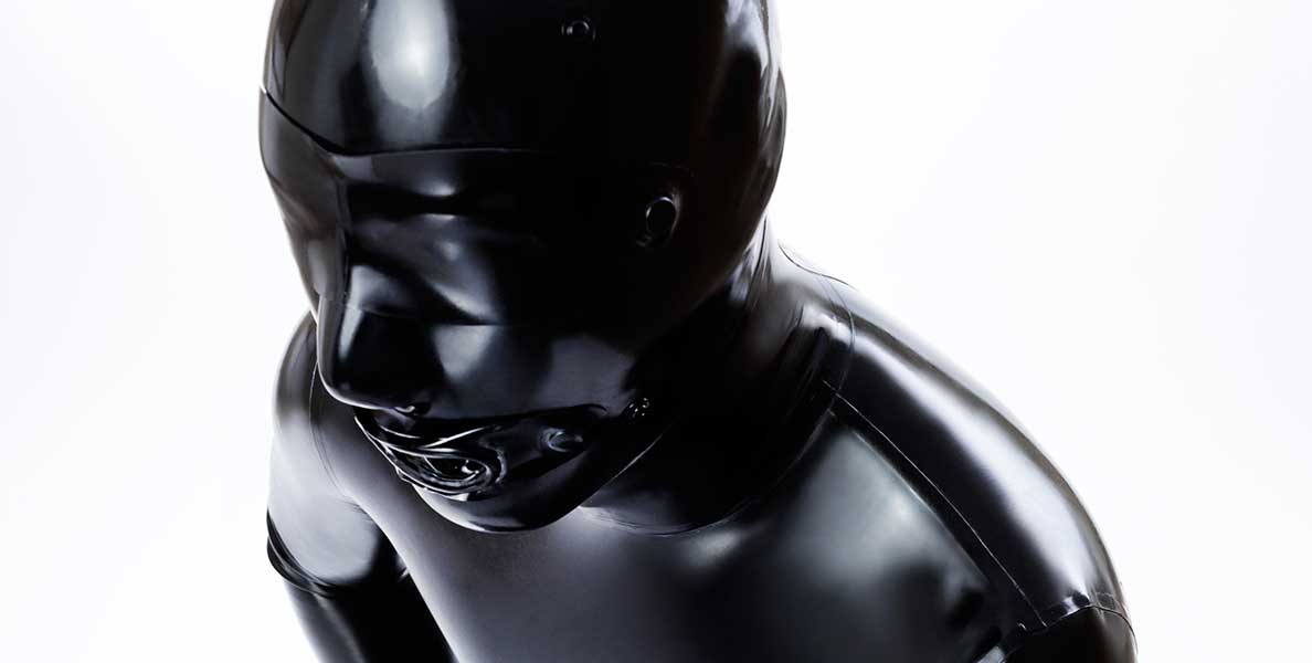 Eng anliegende Latexmaske, gl�nzend & dehnbar, perfekt f�r Fetish, Roleplay & Fashion � jetzt online kaufen bei Latexcrazy